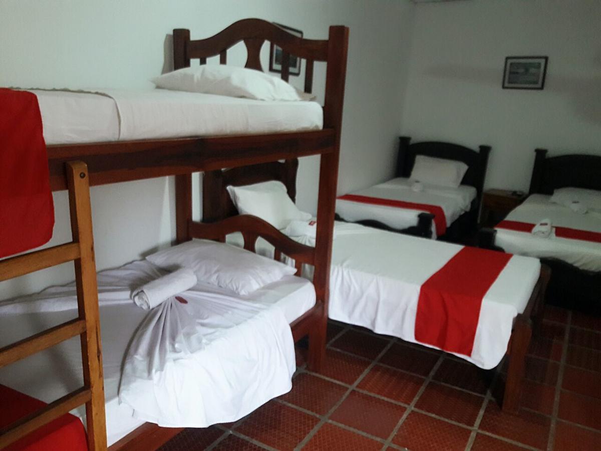 Hotel Santa Cruz De Mompox ภายนอก รูปภาพ